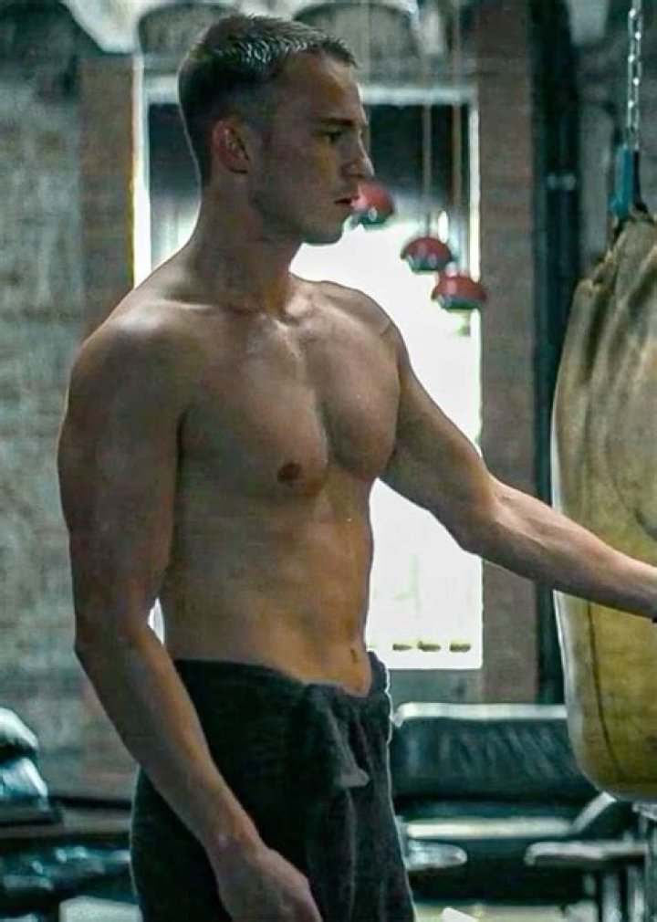 Exploring the Enigma of Drew Gulliver Naked