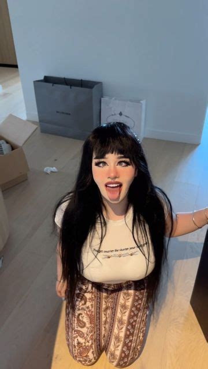 Lara Rose: Exclusive Content on OnlyFans, Unveil Her Secrets