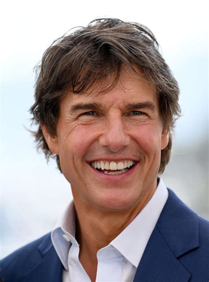 Tom Cruise's Height and Weight: Unveiled!